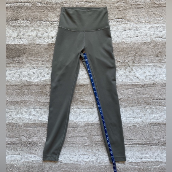 Lululemon Wunder Train High-Rise Tight 24" *Asia Fit in Grey Sage Size XS - Picture 8 of 14